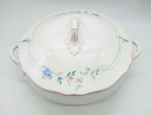 Vintage Covered Casserole Dish - Pink and Blue Floral Pink Trim Unmarked - Picture 1 of 9