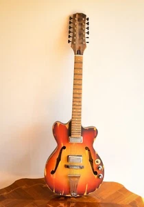 Vintage - 12 String Electric Guitar - Spares & Repairs - Project - Rare - Picture 1 of 7