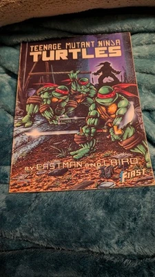 1986 TEENAGE MUTANT NINJA TURTLES GRAPHIC NOVEL BY EASTMAN & LAIRD  FIRST - Image 1 of 4