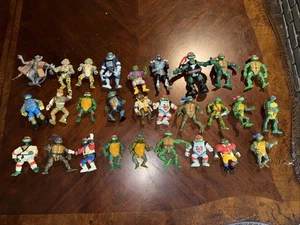 28 Piece Vintage Teenage Mutant Ninja Turtles Lot Figures - Picture 1 of 23
