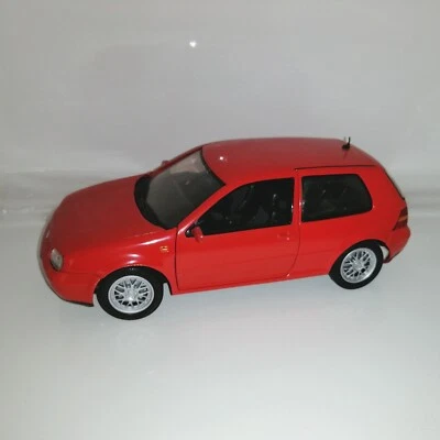 VOLKSWAGEN GOLF GTI 1997 REVELL 1/18 NO BOX - Immagine 1 di 4