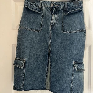 H&M Women's Blue Denim Skirt Combat Style - Picture 1 of 5