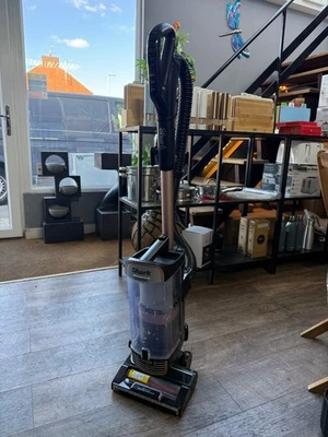 Shark Stratos NZ860UKT Corded Vacuum Cleaner Carpet Anti Hair - Image 1 of 3