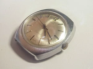 Vintage Timex Electric Watch Running - Picture 1 of 4