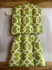 NEW Pillow Perfect Lattice Damask Leaf Reversible Chair Pad Set of 2 Green