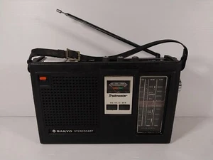 Radio Trailmaster Stereocast Sanyo AM FM SW de colección RP-7220 *Leer descripción* - Imagen 1 de 16