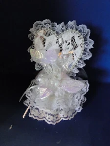 New Elegant Lace Covered Heart Mirror with shimmering flower Wedding CakeTop #83 - Picture 1 of 14