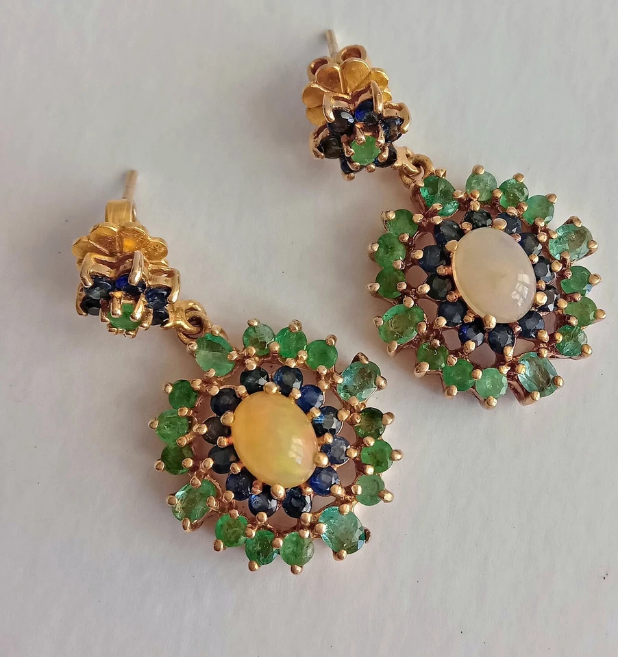 ORECCHINI IN ARG. ST. 925 DORATO CON SMERALDI, ZAFFIRI, OPALI DI WELO NATURALI - Immagine 1 di 4