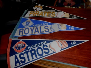 Vintage 1960s MLB Pennants Flags Lot of 3 Astros Pirates, KC Royals - Bild 1 von 6