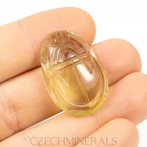 8,26g TOP QUALITÄT NATÜRLICHES LIBYSCHES WÜSTENGLAS SCAREBEUS HANDARBEIT SCHNITZEREI #LDG151 - Bild 1 von 4