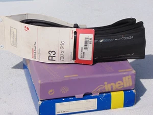 Bontrager R3 Hard Case Lite 700c Tubeless Ready TLR Road Tire - Picture 1 of 4