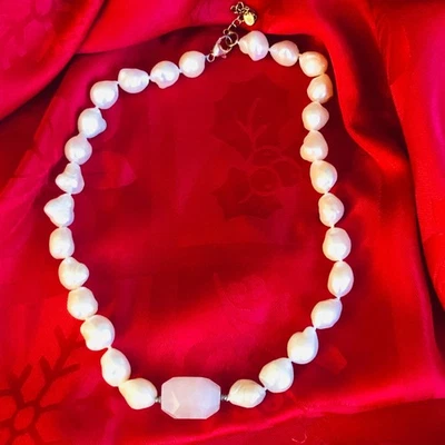 Holiday Pearl Necklace Baroque Freshwater Pearls Rose Quartz 925 Silver Clasp - Image 1 of 4