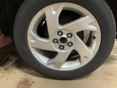 Wheel 16x6-1/2 Aluminum 5 Spoke Silver Painted Opt QD2 Fits 03-08 VIBE 348911 - Image 1 of 4