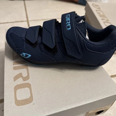 Giro Rev Women's Cycling Shoes - EU 39 - Navy - NIB - Image 1 of 4