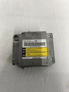 2006 GMC Airbag control module 15814782 - Picture 1 of 5