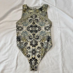 Body smanicato intimamente FREE PEOPLE medio floreale top schiena aperta boho Y2K - Foto 1 di 9