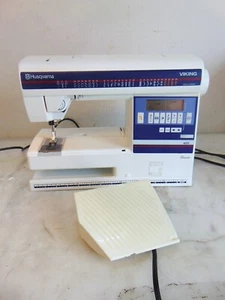 Husqvarna Viking 425 Type 600 Sewing Machine With Foot Pedal - Works - S7357 - Picture 1 of 14