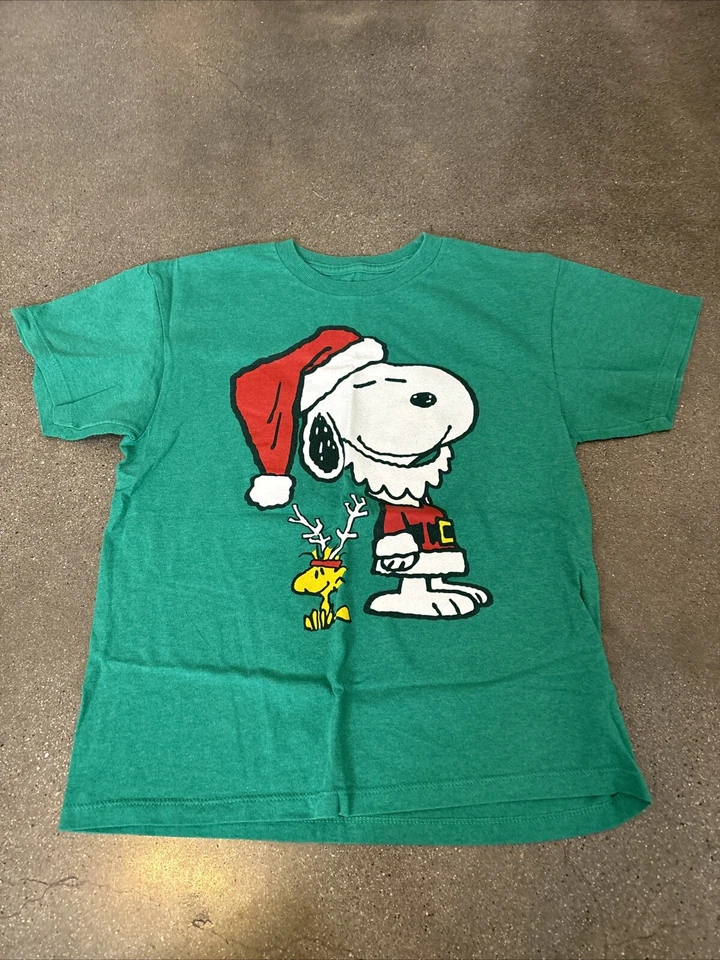 Peanuts Snoopy Christmas t-shirt green boys M - Image 1 of 4