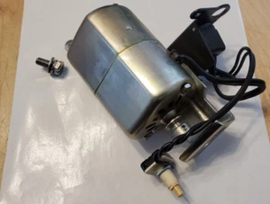 Kenmore 158.13400 Metal Sewing Machine tested motor  (LOCn46Sp3) - Picture 1 of 3