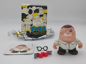 Kidrobot Family Guy Angry Beat-Up Peter Griffin 3" Figure 1/64 Chase FGKR - Picture 1 of 7