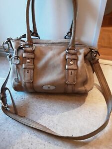 Distressed Brown Pebbled Leather FOSSIL hand Bag Nickle Hardware Top Zipper