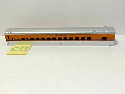 MTH  RIO GRANDE O Scale Passenger Car Body Shell with Interior  Long 17,6 in NEW - Image 1 of 4