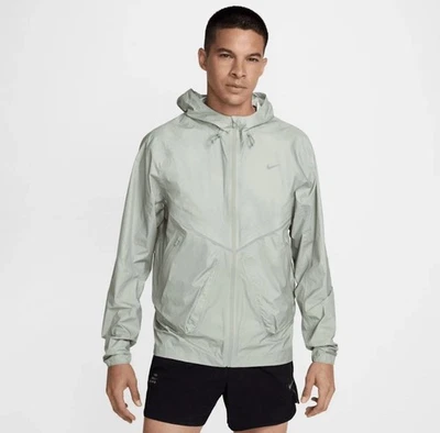 Chaqueta para correr Nike Run Division Storm-FIT ADV verde FZ0622-370 para hombre talla mediana Foto 1 de 4