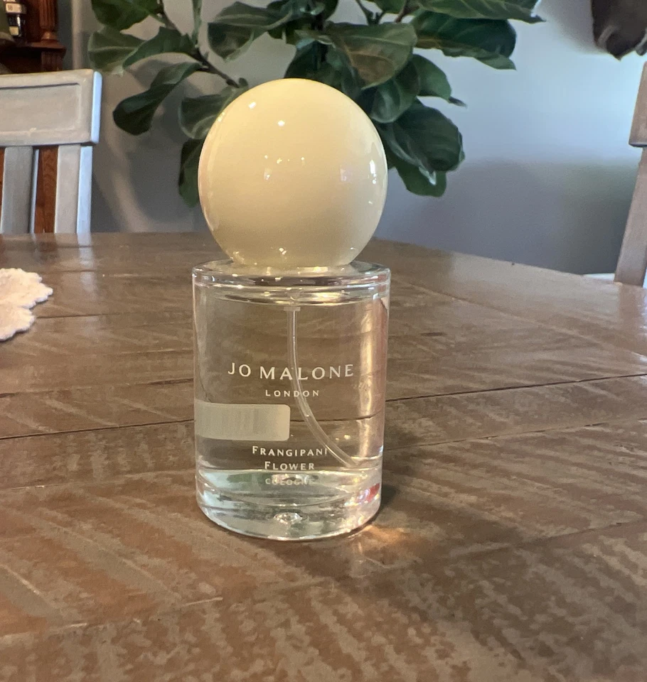 NUEVO, Perfume Jo Malone London Frangipani Flor Colonia - Tamaño de Viaje 1oz Foto 1 de 2