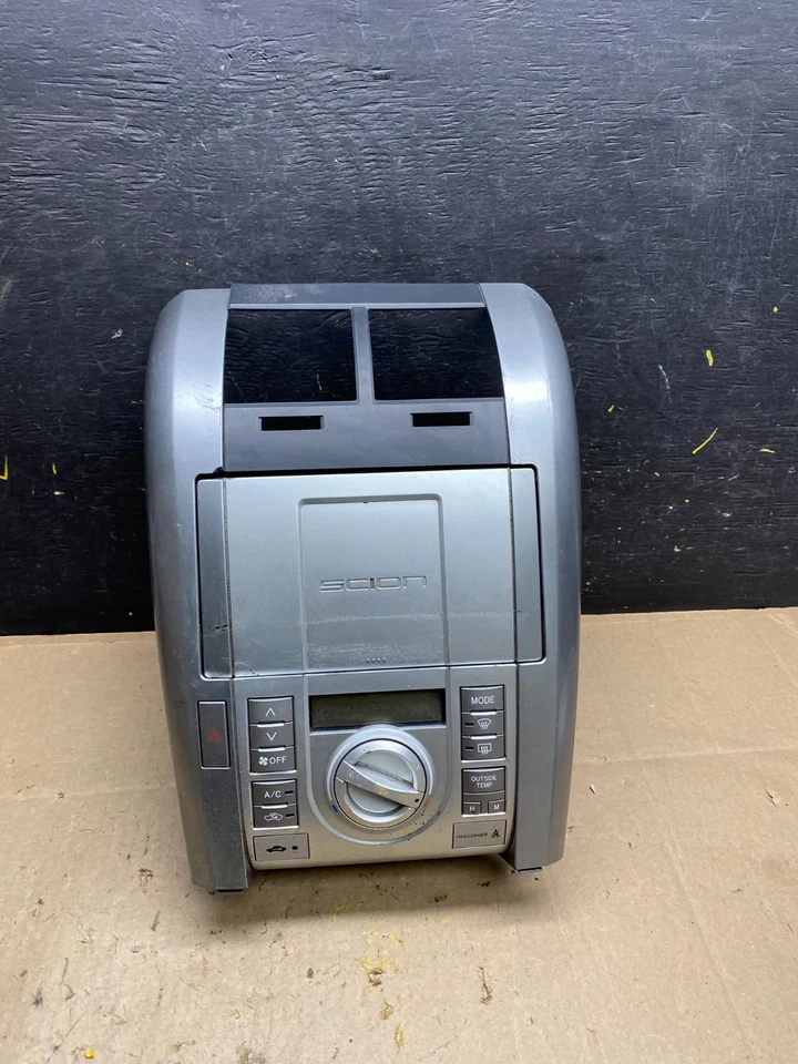 Scion TC 2005-2010 calentador de aire acondicionado control de clima bisel tablero OEM u4896 DG Foto 1 de 4