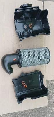 96 97 98 99 00 01 Camión Chevy / GMC * 6,5 Diesel Filtro de Aire / Carcasa de Filtro Foto 1 de 4