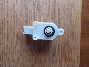 Candy Tumble Dryer Water Container Valve Model No GOC58F-80 - Picture 1 of 6