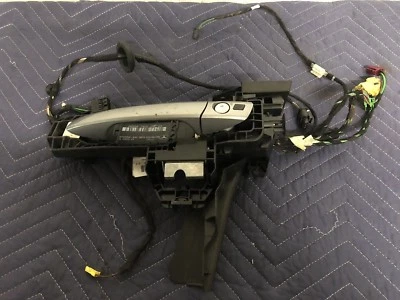 OEM MERCEDES BENZ W204 C300 C280 MANIJA PUERTA DELANTERA IZQUIERDA LADO CONDUCTOR GRIS  Foto 1 de 4