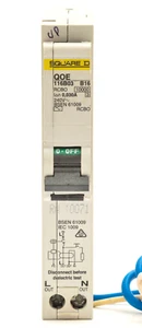 SQUARE D QOE116B03 16 AMP 16A TYPE B QOE SINGLE POLE 10kA 30mA B16 RCBO TYPE AC - Picture 1 of 7