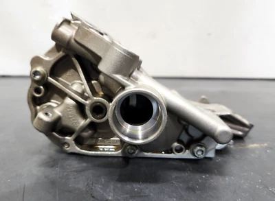 ✅ 15-20 OEM BMW F80 F82 F83 M3 M4 S55 Engine Oil Lubrication Pump - Image 1 of 4