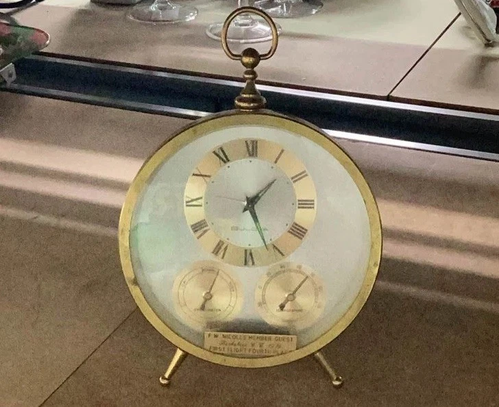 Bulova Estación Meteorológica Escritorio Reloj Termómetro Higrómetro Tono Dorado Foto 1 de 1