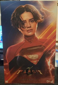 Hot Toys MMS 715 Supergirl The Flash 1/6 Figur - Bild 1 von 7