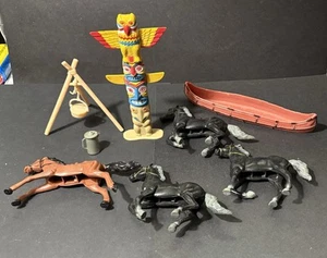 Mini Wheels Cowboys & Indians Replacement Plastic Toy Parts Only - Picture 1 of 2