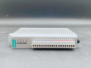 Módulo de E/S Ethernet remoto MOXA ioLogik E1212 usado - 8DI/8DIO, extracción de fábrica - Imagen 1 de 5