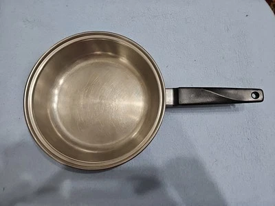 Sartén de acero inoxidable FLINT WARE de EKCO 8" sin tapa Foto 1 de 4