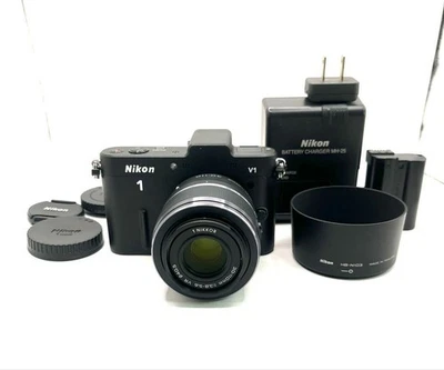 Nikon 1 V1 Mirrorless Camera Black Body with 10-30mm Lends, Battery and Charger - Image 1 of 4