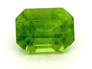 2.10Ct NATURAL GREEN PERIDOT GEMSTONE FROM PAKISTAN - Picture 1 of 7