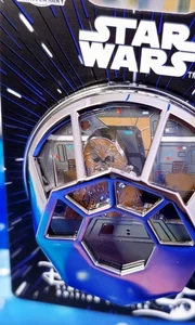 Disney Parks - Chewbacca Star Wars Cockpit 3D Pin LE 3750 - Bild 1 von 2