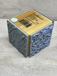 Stampendous Gummistempel Papierwürfel Texturwürfel Hintergrund Ebenen 2,25 TC04 - Bild 1 von 9