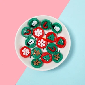 10 pcs Assorted Resin Flat Buttons Christmas Series DIY Sewing Craft 20x20x5mm - Picture 1 of 5