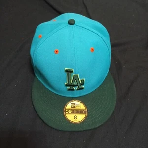 Los Angeles Dodgers New Era 59Fifty “Cyanic” Collection Fitted Cap Size 8 - Picture 1 of 7