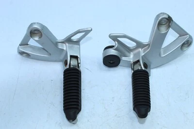 Juego de clavijas de pasajero trasero Suzuki Katana 600 2006 par 43610-08F00 43710-08F00 Foto 1 de 4