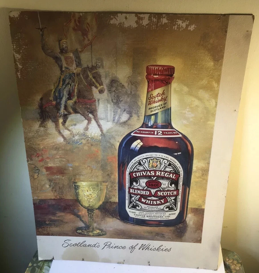 Cartel de whisky escocés Chivas Regal de colección raro tablero de papel anuncio bar hombre cueva cartel Foto 1 de 4