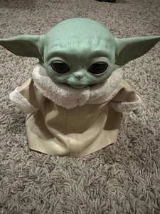 Star Wars 8” Animatronic Edition Sound Motion Baby Yoda Grogu - 2020 Works! - Picture 1 of 5