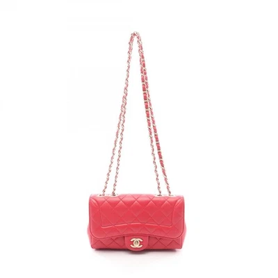 Bolso de Hombro Chanel Matelasse Cadena A93936 Piel de Cordero Rojo GHW Usado Mujeres CC Foto 1 de 4
