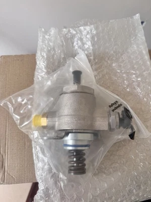 Bomba de combustible Audi A4 A5 A6 Q5 TT | Pieza OEM Audi 06J-127-025-L | Se adapta a 2009-2017 Foto 1 de 4